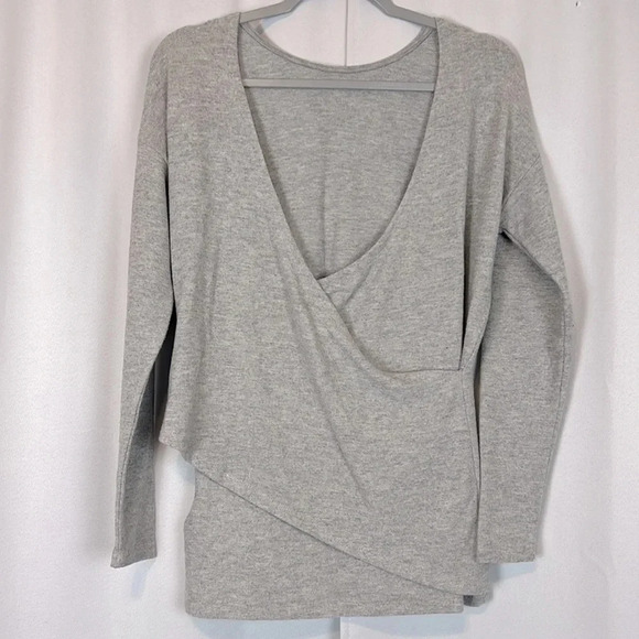 J Crew Sweater Women XS Gray Reversible Scoop Neck Faux Wrap Soft Knit - Picture 2 of 4